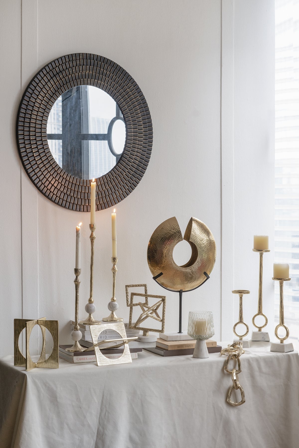 Gold Ring Pillar Candle Holders with Marble Bases Set of 3 - Image 9